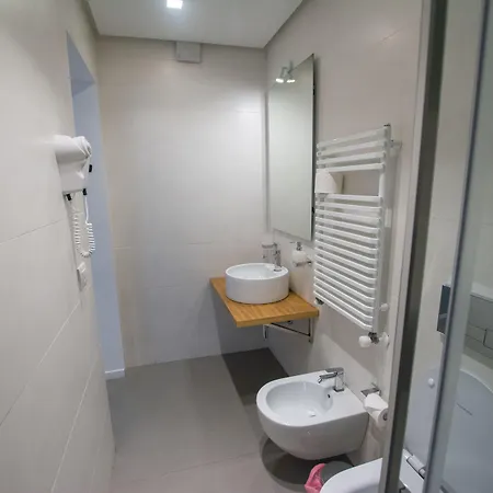 Alojamento de Acomodação e Pequeno-almoço Brezza Di Mare