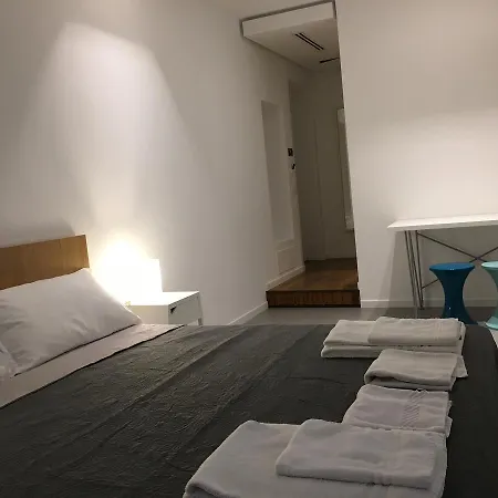 Alojamento de Acomodação e Pequeno-almoço Brezza Di Mare Aci Castello