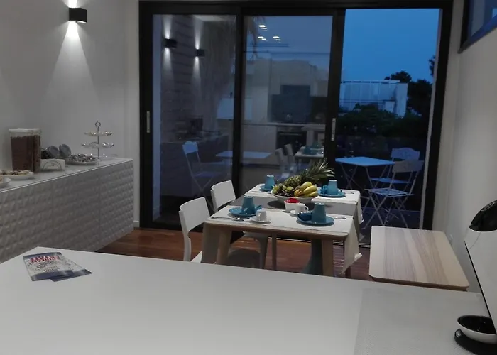 Brezza Di Mare לינה וארוחת בוקר אצ'י קסטלו
