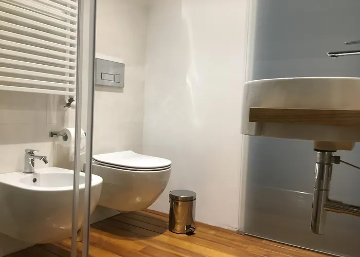 לינה וארוחת בוקר Brezza Di Mare 3*