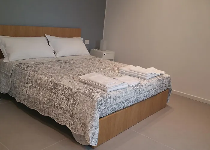 לינה וארוחת בוקר Brezza Di Mare 3*