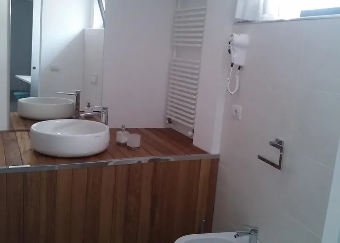 לינה וארוחת בוקר Brezza Di Mare 3*