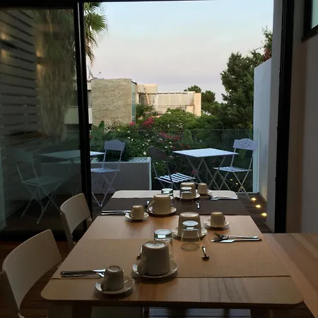 לינה וארוחת בוקר Brezza Di Mare אצ'י קסטלו
