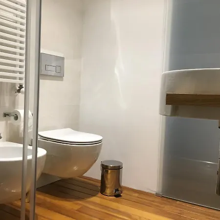 לינה וארוחת בוקר Brezza Di Mare 3*