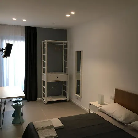 Brezza Di Mare Bed & Breakfast Aci Castello