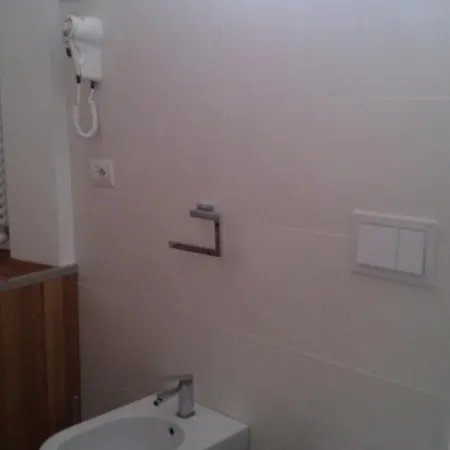 Bed & Breakfast Brezza Di Mare Aci Castello